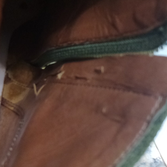 Vince Camuto green booties - Picture 6 of 9